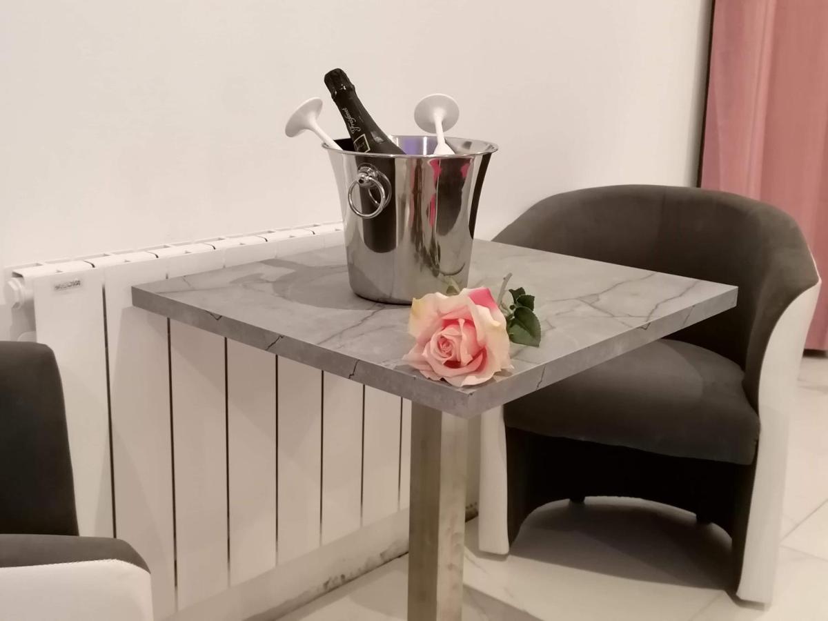 Jacuzzi Romantique 15 Min Etretat 2 费康 外观 照片